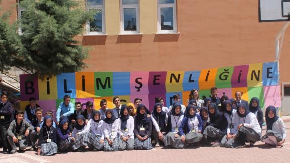 İlçemiz Balcılar Mahallesinde Kardeş Okulların Bilim Şenliği